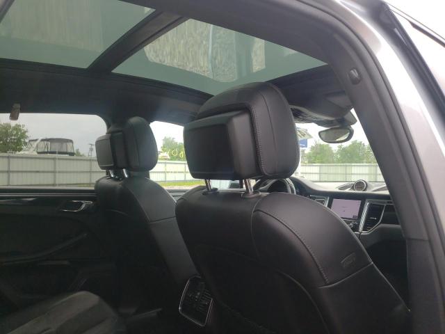 Photo 9 from auction – 2017 PORSCHE MACAN with VIN WP1AA2A54HLB06595
