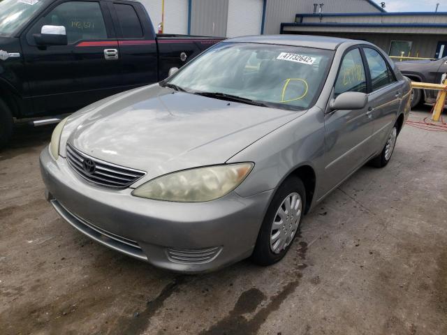 Photo 2 from auction – 2005 TOYOTA CAMRY LE with VIN 4T1BE32K15U950941