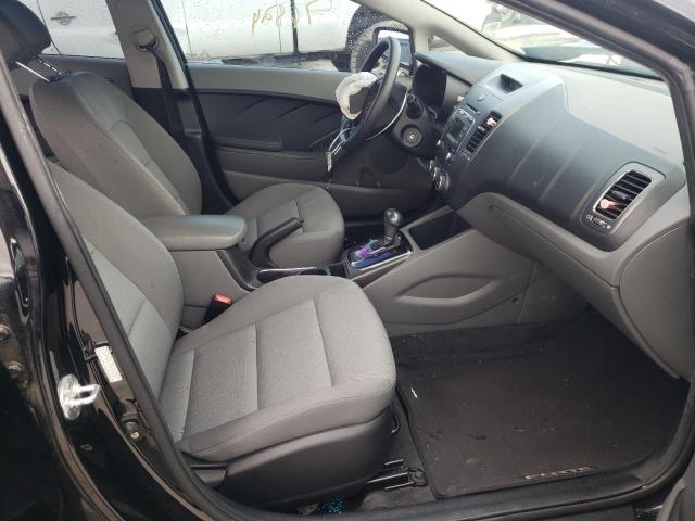 Photo 5 from auction – 2017 KIA FORTE LX with VIN 3KPFK4A70HE026933