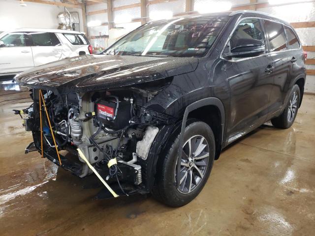 Photo 2 from auction – 2018 TOYOTA HIGHLANDER with VIN 5TDJZRFH0JS835686