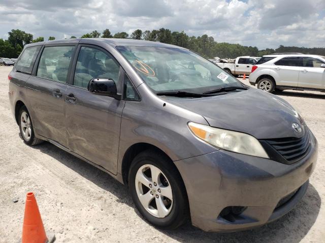 TOYOTA SIENNA BAS 2011 z numerem VIN 5TDKA3DC1BS005848 - Zdjęcie z aukcji