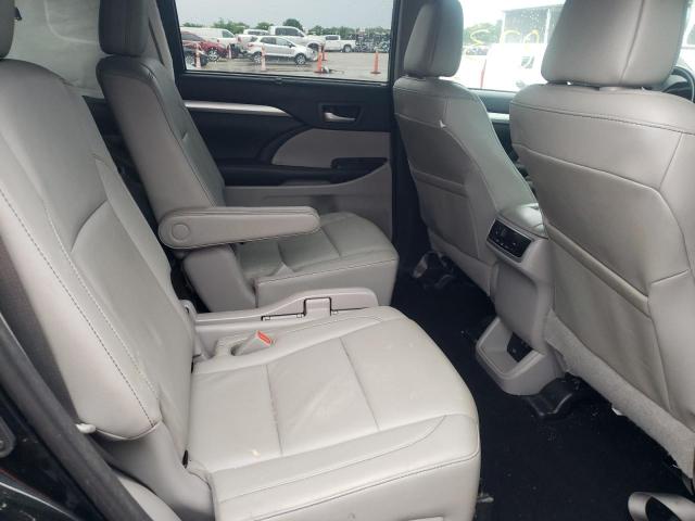 Photo 6 from auction – 2018 TOYOTA HIGHLANDER with VIN 5TDKZRFH8JS548312