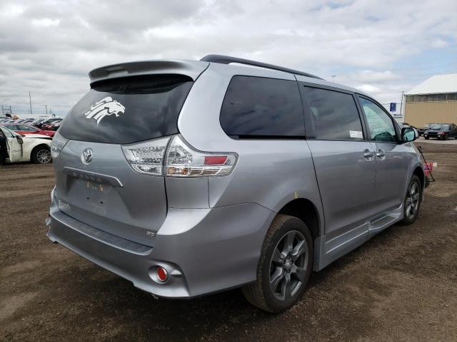 Photo 4 from auction – 2017 TOYOTA SIENNA SE with VIN 5TDXZ3DC5HS888912