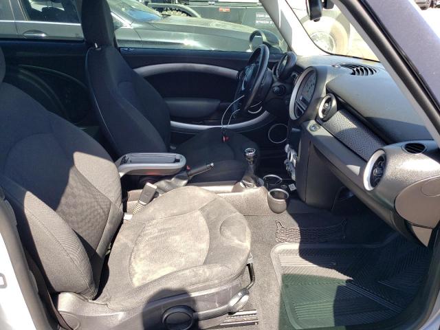 Photo 5 from auction – 2009 MINI COOPER S with VIN WMWMF735X9TX40843