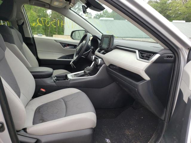 Photo 5 from auction – 2019 TOYOTA RAV4 XLE with VIN JTMP1RFV4KD030519