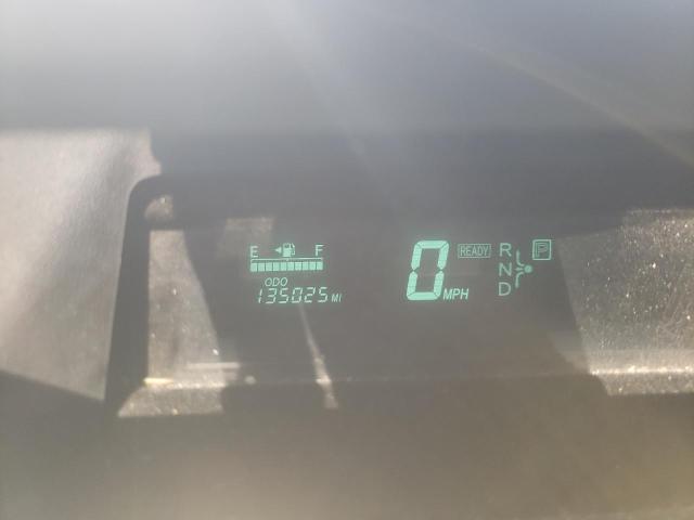Photo 8 from auction – 2005 TOYOTA PRIUS with VIN JTDKB20U257023232