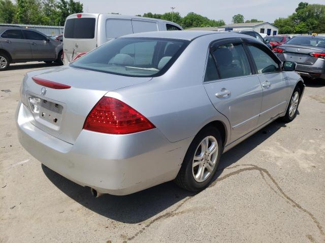 Photo 4 from auction – 2007 HONDA ACCORD SE with VIN JHMCM56307C019199
