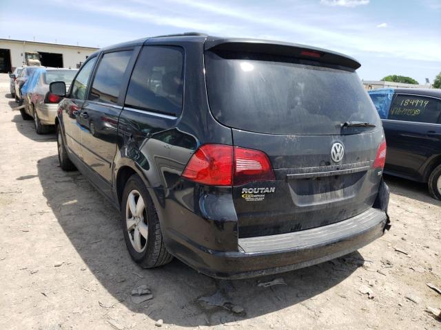 Photo 3 from auction – 2011 VOLKSWAGEN ROUTAN SE with VIN 2V4RW3DG7BR670321