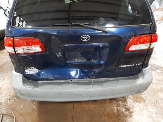 Photo 9 from auction – 2002 TOYOTA SIENNA LE with VIN 4T3ZF13C12U415151
