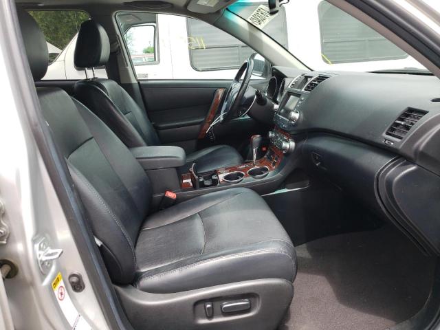 Photo 5 from auction – 2011 TOYOTA HIGHLANDER with VIN 5TDDK3EH9BS071127