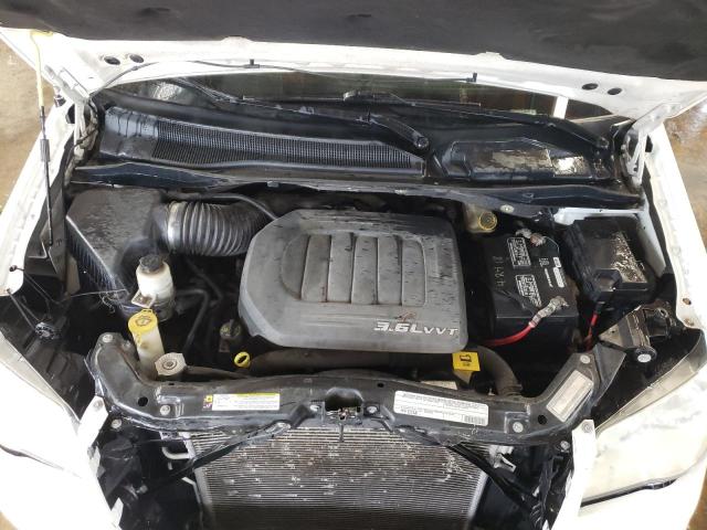 Photo 7 from auction – 2011 CHRYSLER TOWN & COU with VIN 2A4RR5DG3BR675863