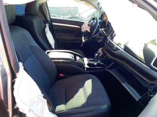 Photo 5 from auction – 2019 TOYOTA HIGHLANDER with VIN 5TDBZRFHXKS715075