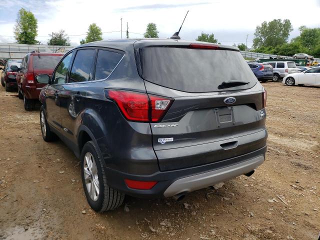 Photo 3 from auction – 2019 FORD ESCAPE SE with VIN 1FMCU9GD5KUB01878