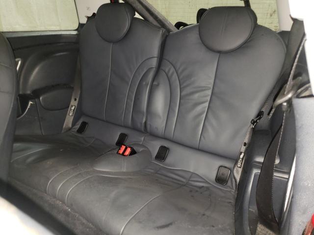 Photo 6 from auction – 2005 MINI COOPER S with VIN WMWRE33415TD94607
