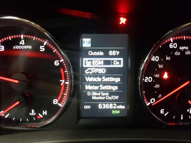 Photo 8 from auction – 2016 TOYOTA RAV4 SE with VIN JTMJFREV0GD187769