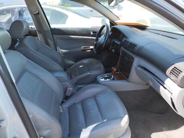 Photo 5 from auction – 2002 VOLKSWAGEN PASSAT GLX with VIN WVWWH63B42E216085