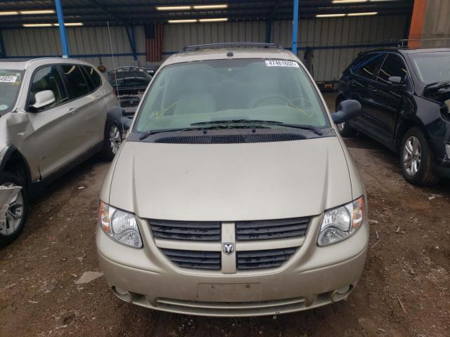 Photo 9 from auction – 2004 DODGE CARAVAN with VIN 2D4GP44L85R565604