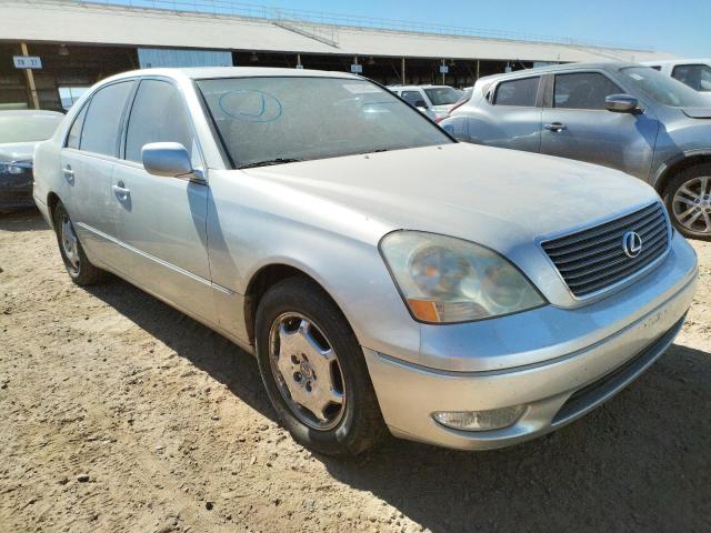LEXUS LS 430 2001 with VIN JTHBN30FX10033586 - Photo from auction