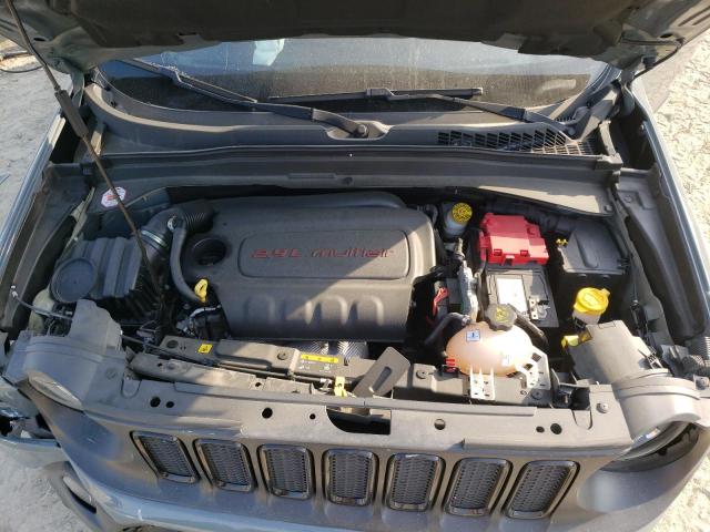 Photo 7 from auction – 2018 JEEP RENEGADE S with VIN ZACCJBAB9JPH25646