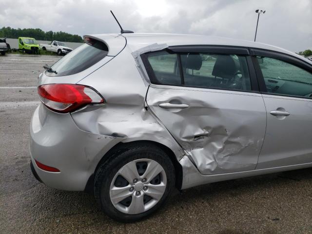Photo 9 from auction – 2016 KIA FORTE LX with VIN KNAFK5A82G5621126