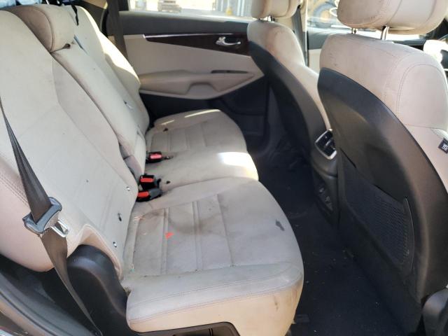 Photo 6 from auction – 2016 KIA SORENTO LX with VIN 5XYPG4A31GG095960
