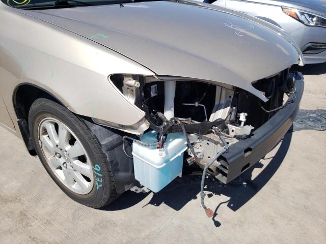 Photo 9 from auction – 2004 TOYOTA CAMRY LE with VIN 4T1BE32K64U930120