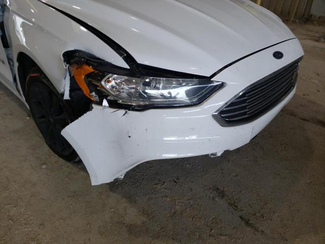 Photo 9 from auction – 2017 FORD FUSION SE with VIN 3FA6P0LU1HR385932