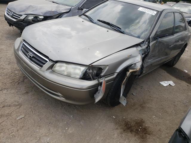 Photo 2 from auction – 2000 TOYOTA CAMRY CE with VIN 4T1BG22K2YU703470