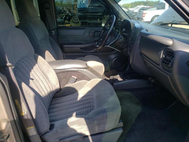 Photo 5 from auction – 2002 CHEVROLET BLAZER with VIN 1GNCS13W82K166729