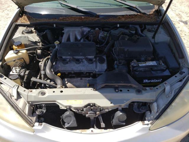 Photo 7 from auction – 2002 TOYOTA CAMRY LE with VIN 4T1BF32K12U021728