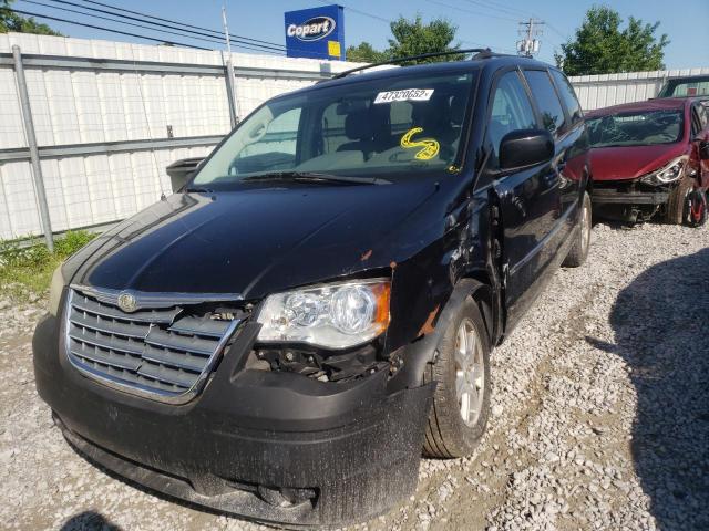 Photo 2 from auction – 2010 CHRYSLER TOWN & COU with VIN 2A4RR5D16AR450878