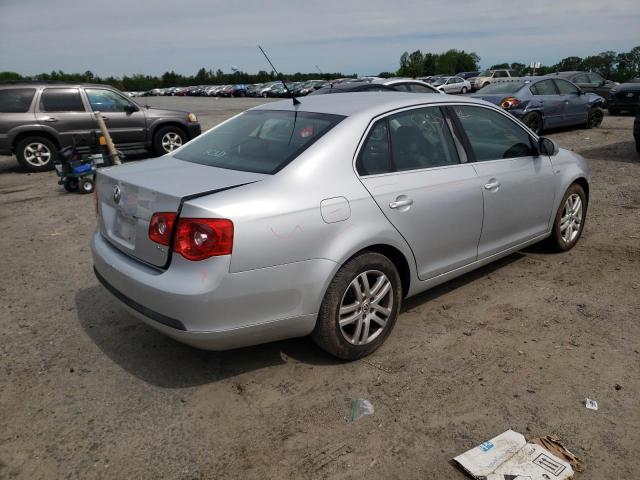 Photo 4 from auction – 2007 VOLKSWAGEN JETTA WOLF with VIN 3VWEF71K57M156360