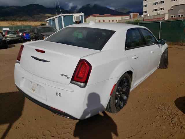 Photo 4 from auction – 2019 CHRYSLER 300 S with VIN 2C3CCABG3KH539512