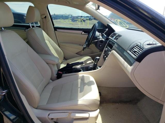 Photo 5 from auction – 2015 VOLKSWAGEN PASSAT S with VIN 1VWAS7A35FC050722