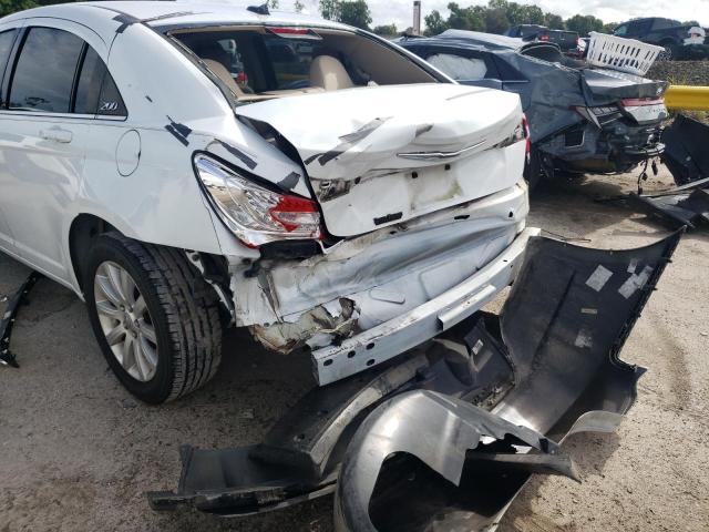Photo 9 from auction – 2013 CHRYSLER 200 TOURIN with VIN 1C3CCBBB3DN728889