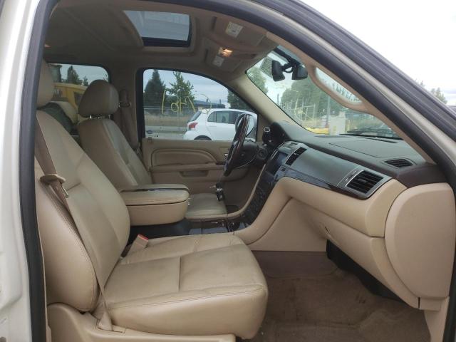 Photo 5 from auction – 2011 CADILLAC ESCALADE E with VIN 3GYT4MEF2BG255389