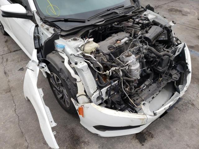 Photo 9 from auction – 2018 HONDA CIVIC EX with VIN 2HGFC2F72JH547142