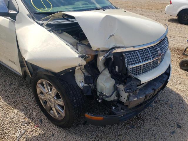 Photo 9 from auction – 2007 LINCOLN MKX with VIN 2LMDU68C97BJ37163