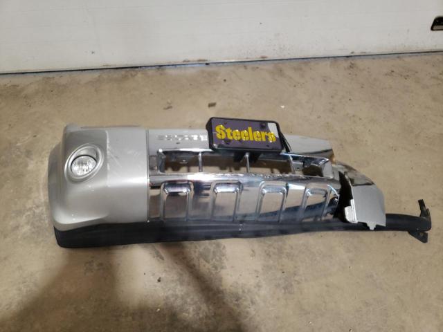 Photo 9 from auction – 2010 FORD ESCAPE LIM with VIN 1FMCU0EG4AKC07368