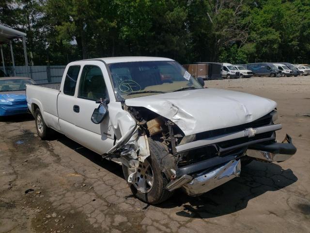 CHEVROLET silverado 2002 with VIN 1GCEC19T12E118144 - Photo from auction