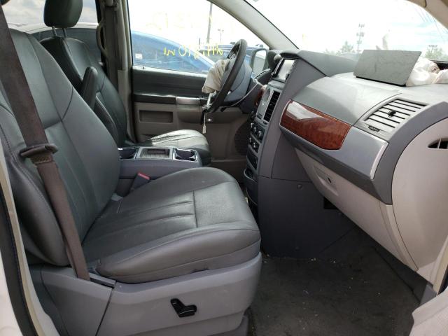 Photo 5 from auction – 2008 CHRYSLER TOWN & COU with VIN 2A8HR54P78R759753