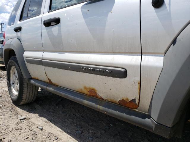 Photo 9 from auction – 2005 JEEP LIBERTY SP with VIN 1J4GL48K65W697353