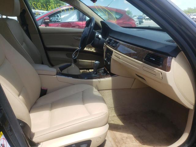 Photo 5 from auction – 2006 BMW 325 XI with VIN WBAVD13526KV12599