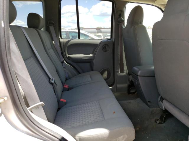Photo 6 from auction – 2005 JEEP LIBERTY SP with VIN 1J4GL48K65W697353