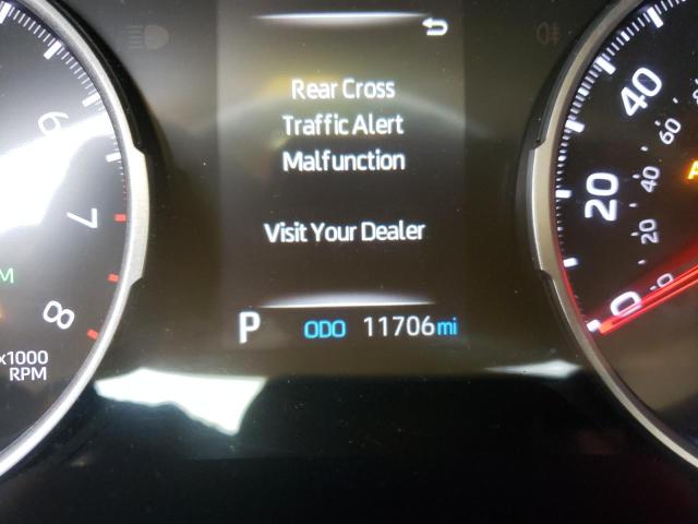 Photo 8 from auction – 2021 TOYOTA RAV4 XLE with VIN JTMW1RFV2MD063288
