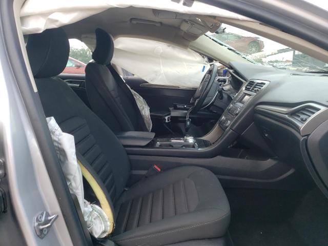 Photo 5 from auction – 2017 FORD FUSION S with VIN 3FA6P0G71HR346262