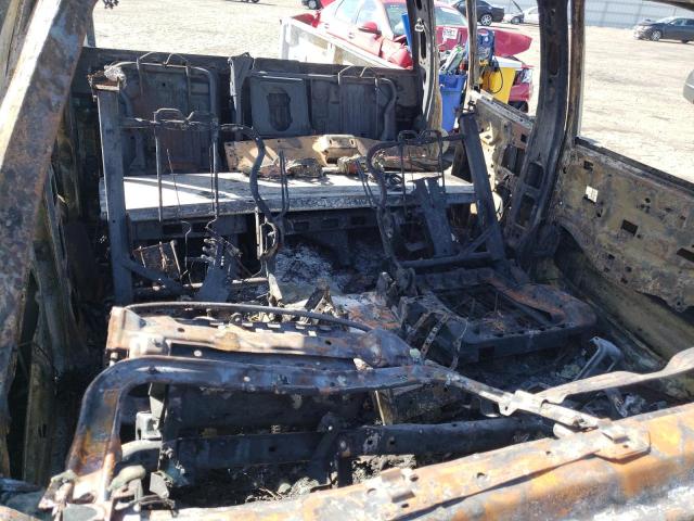 Photo 9 from auction – 2004 GMC SIERRA C25 with VIN 1GTHC231X4F137282