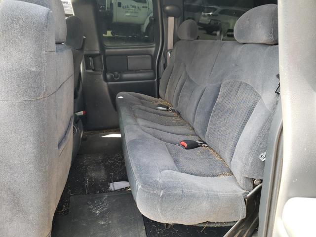 Photo 6 from auction – 2002 CHEVROLET SILVERADO with VIN 2GCEK19T221240208