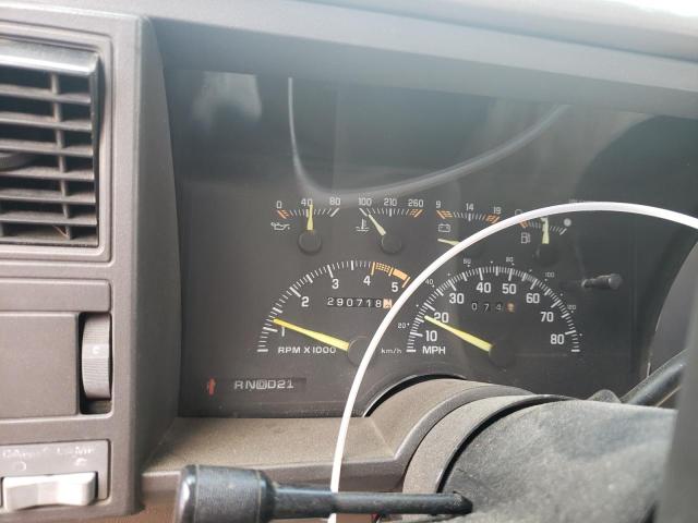 Photo 8 from auction – 1994 CHEVROLET GMT-400 C1 with VIN 2GCEC19Z1R1261711