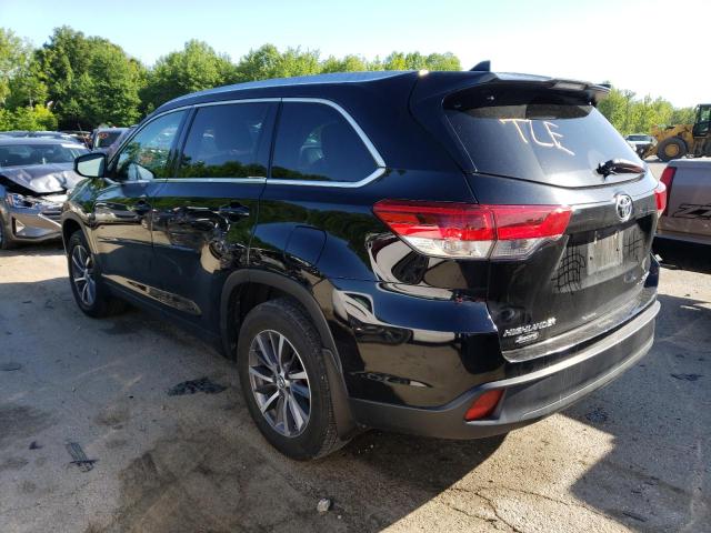 Photo 3 from auction – 2018 TOYOTA HIGHLANDER with VIN 5TDJZRFH0JS844145